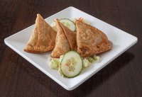 Samosa chicken (2 stuks)  - Indian Flavour Amersfoort